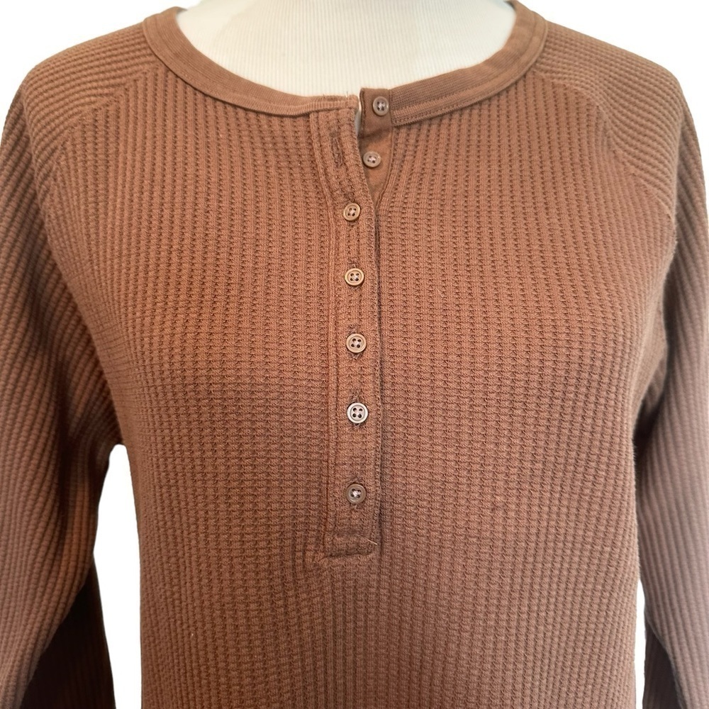 Gap Waffle Raglan Henley T-Shirt - Picture 10 of 15